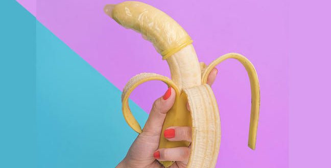 Camisinha na banana